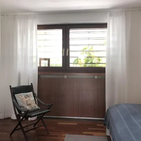 Zwischen Hafen Und Strandbad Apartament