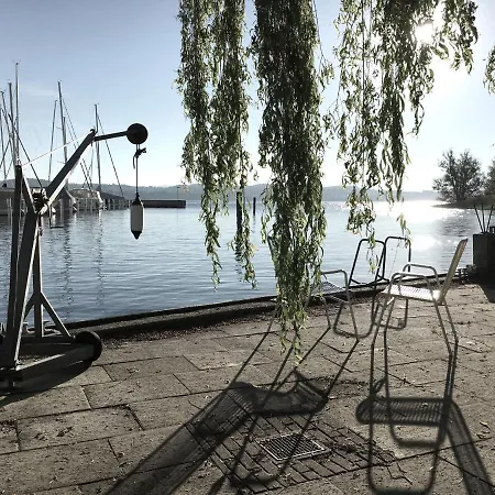 Zwischen Hafen Und Strandbad Apartament