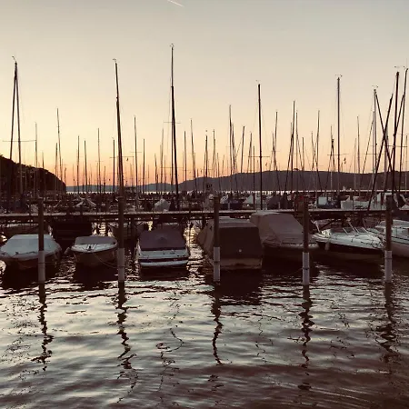 Zwischen Hafen Und Strandbad Apartament *