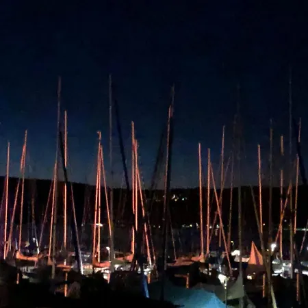 Zwischen Hafen Und Strandbad Apartament *