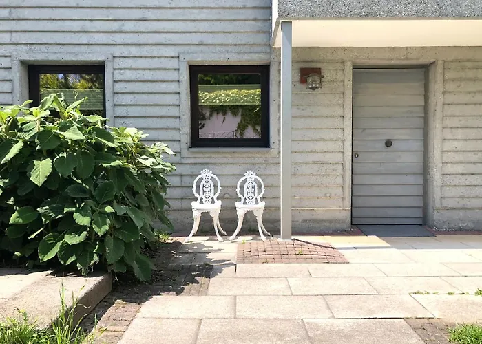 Zwischen Hafen Und Strandbad Apartman *